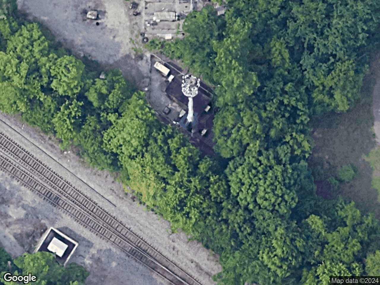 7029 WEST 25TH AVENUE GARY IN 46402 - Rooftop Antenna - Cell Tower