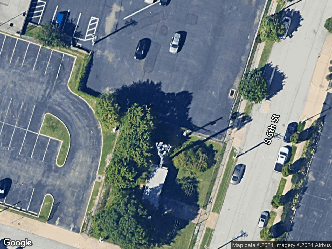 601 Hickory Street ST. LOUIS MO 63104 - Rooftop Antenna - Cell Tower