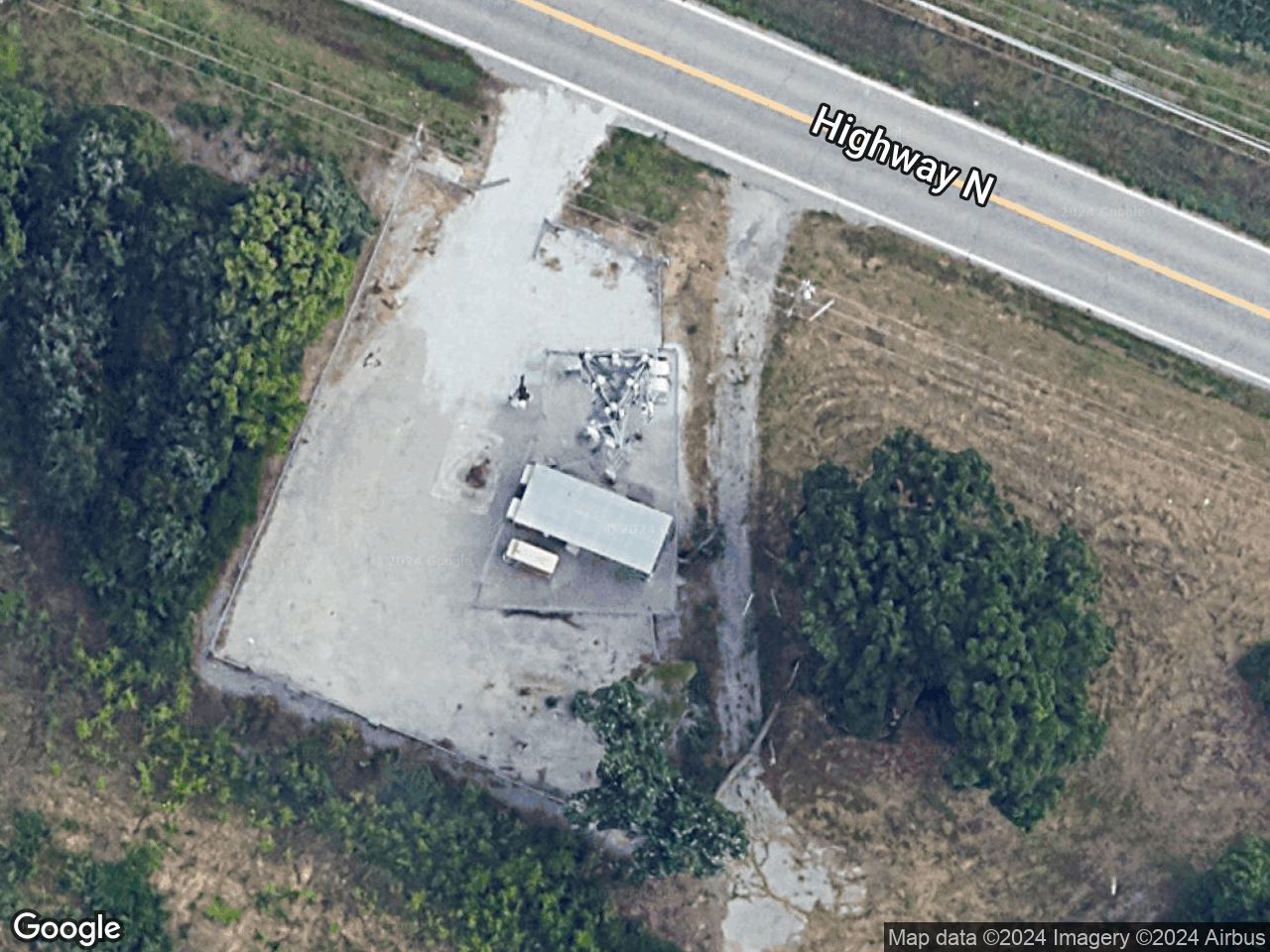 6986 - 6988 Highway N O'Fallon MO 63368 - Rooftop Antenna - Cell Tower