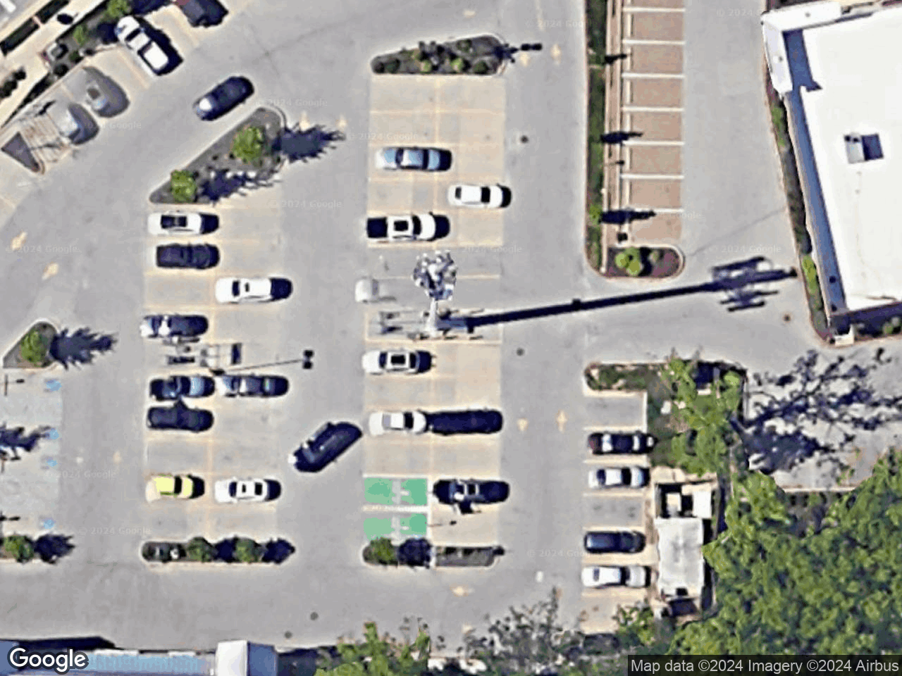 1018 N. Kirkwood Rd. Kirkwood MO 63122 - Rooftop Antenna - Cell Tower