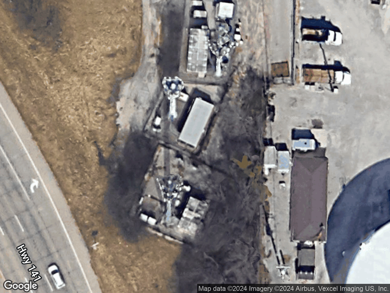 950 CARMAN ROAD BALLWIN MO 63021 - Rooftop Antenna - Cell Tower