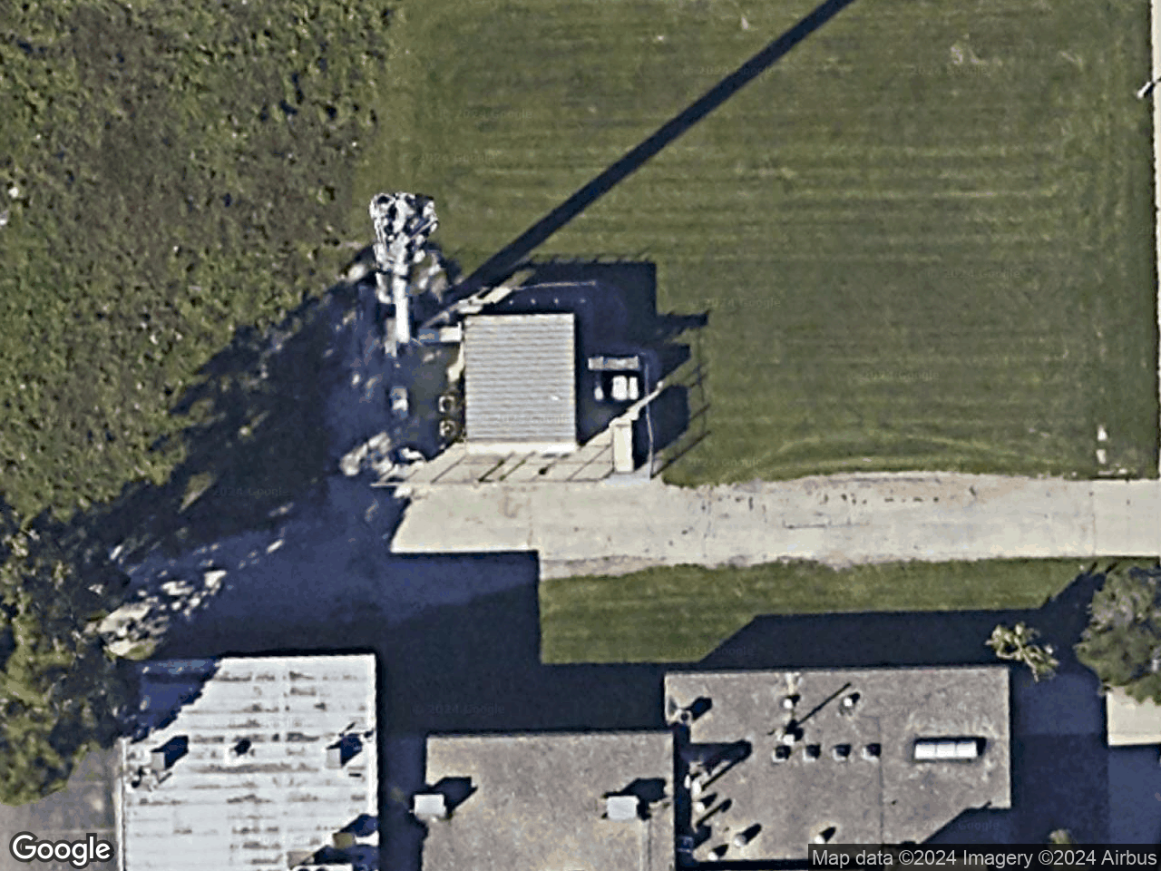 4222 SOUTH MORGAN ST. CHICAGO IL 60609 - Rooftop Antenna - Cell Tower