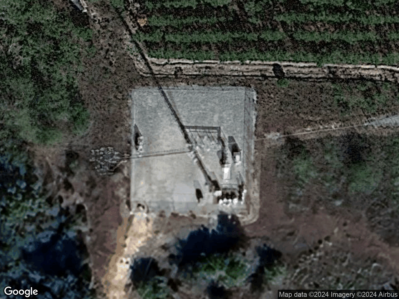152 Gaston Road Bainbridge GA 39817 - Rooftop Antenna - Cell Tower