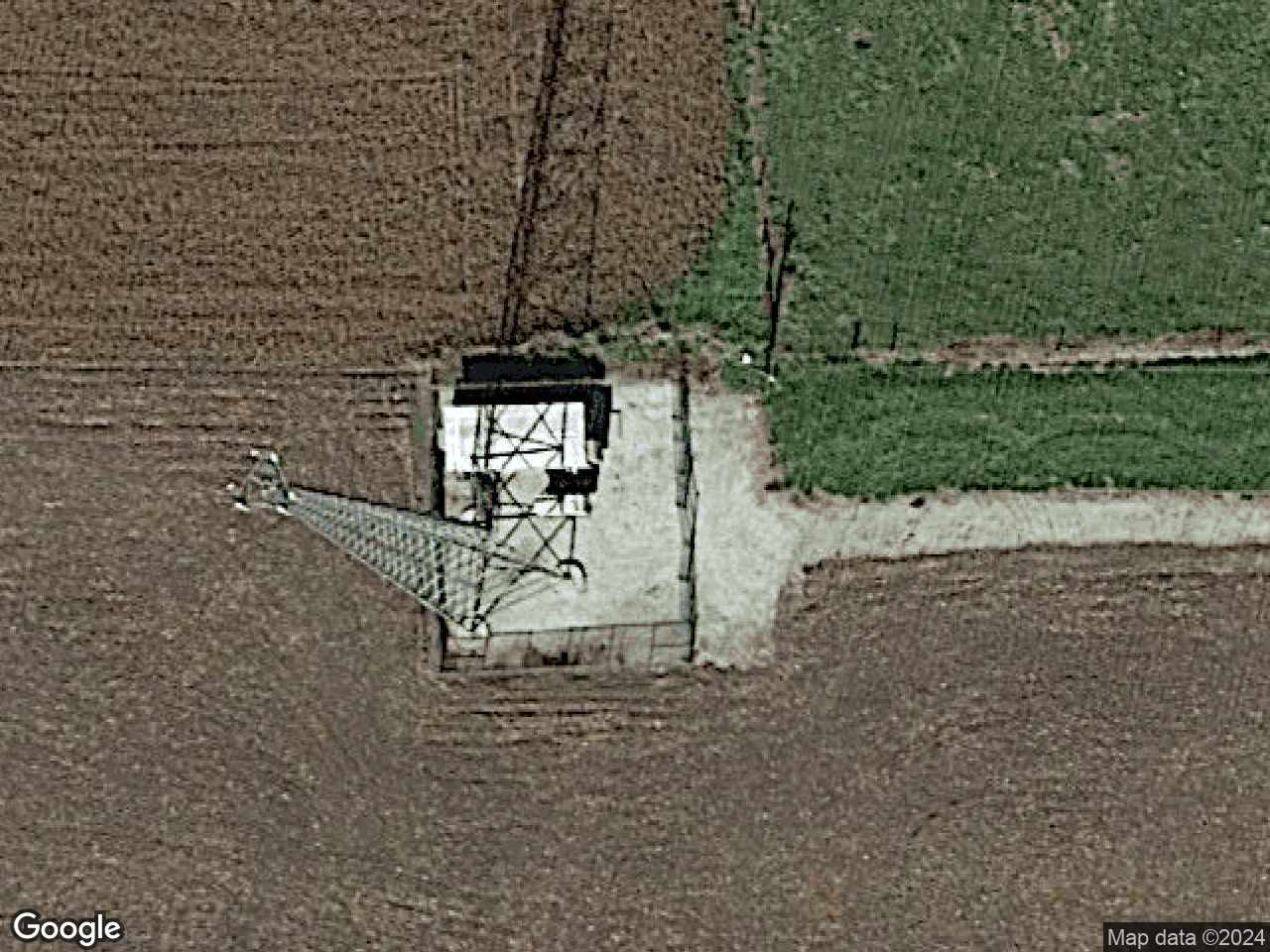 JIMTOWN ROAD NEW BERLIN IL 62670 - Rooftop Antenna - Cell Tower