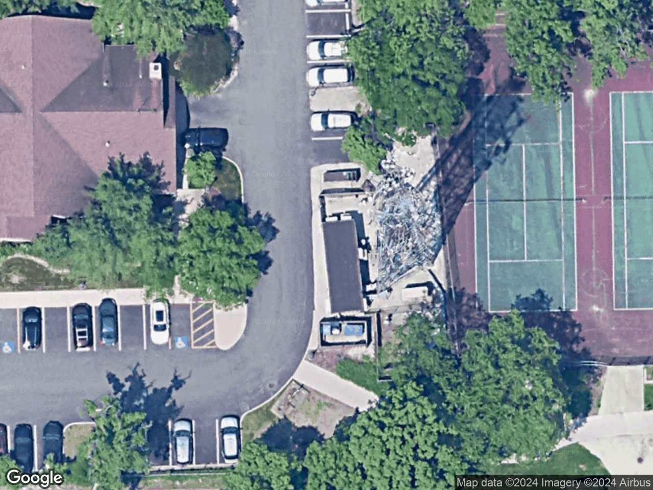 8917 W. 123RD ST PALOS PARK IL 60464 - Rooftop Antenna - Cell Tower