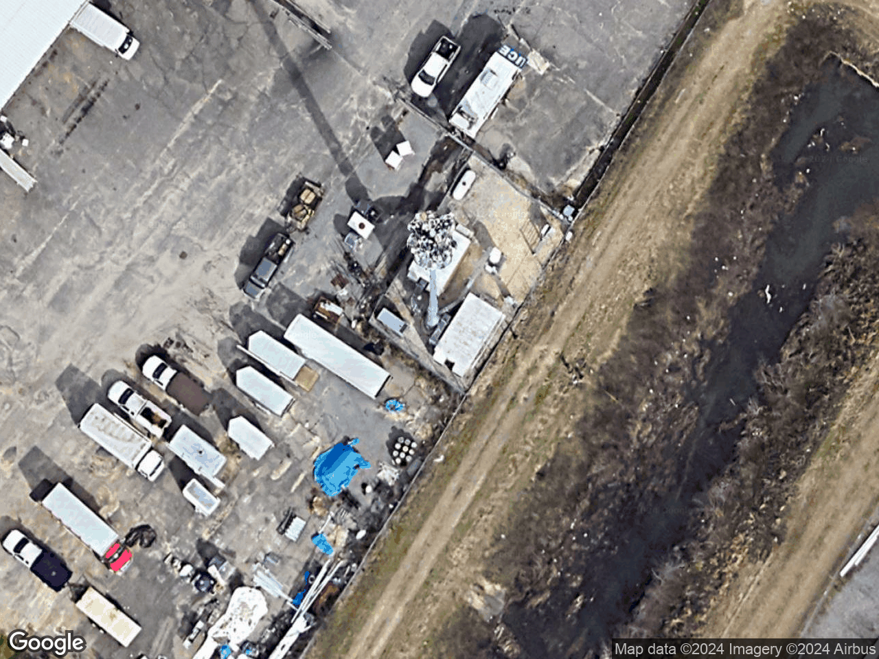 2172 Gillionville Road Albany GA 31707 - Rooftop Antenna - Cell Tower