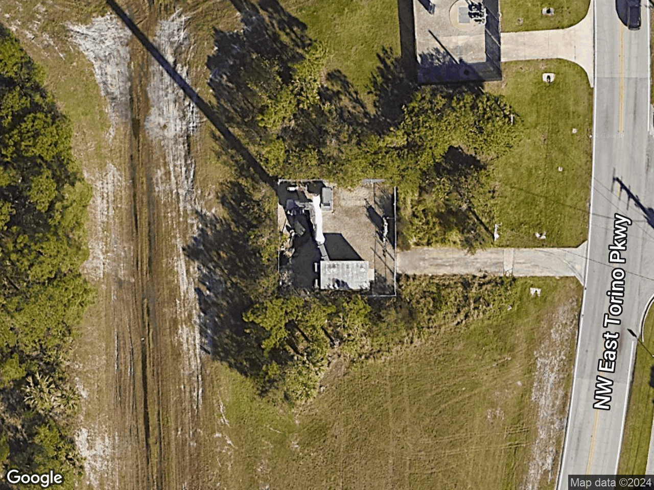 6327-TW NW East Torino Pkwy Port St.Lucie FL 34936 - Rooftop Antenna - Cell Tower