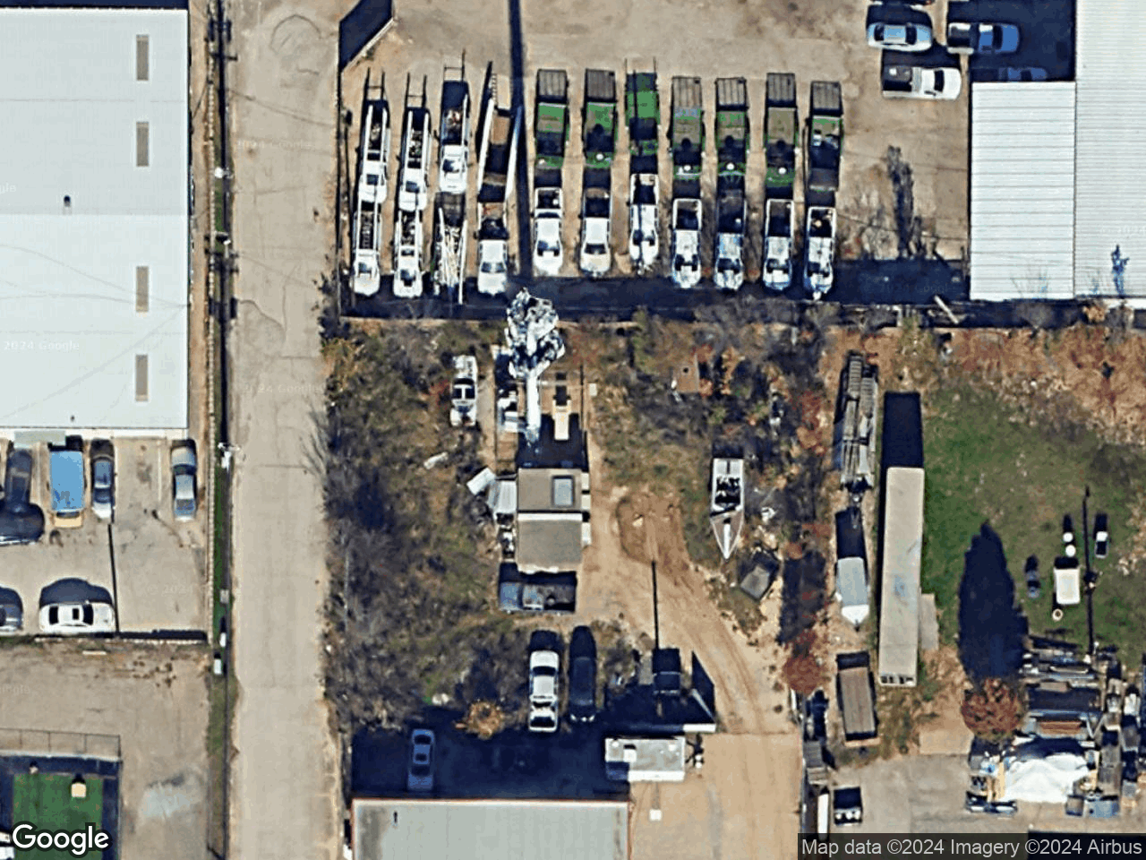 2113 WEST ARKANSAS LANE PANTEGO TX 76013 - Rooftop Antenna - Cell Tower