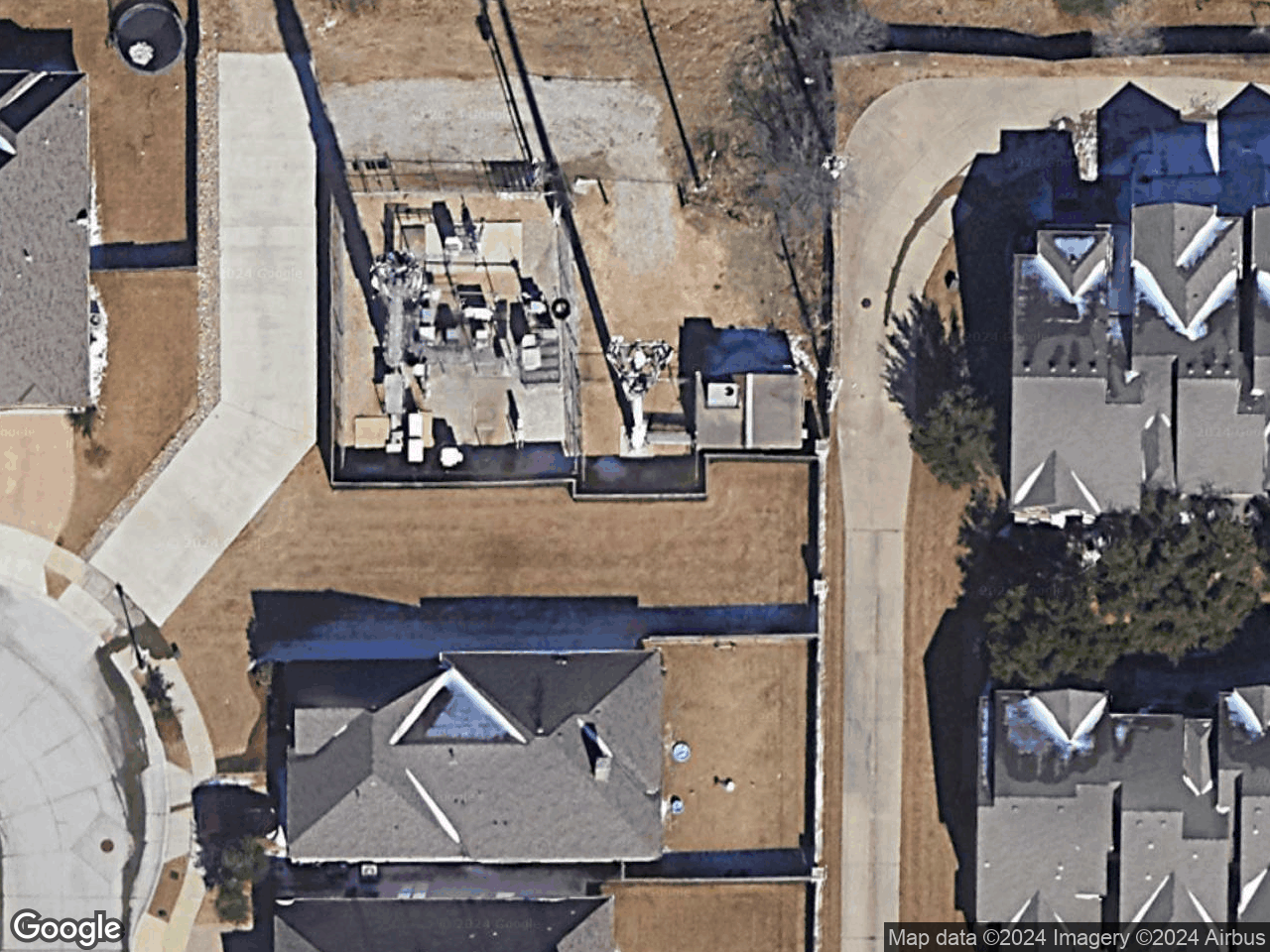 1822 POLSER ROAD CARROLLTON TX 75010 - Rooftop Antenna - Cell Tower