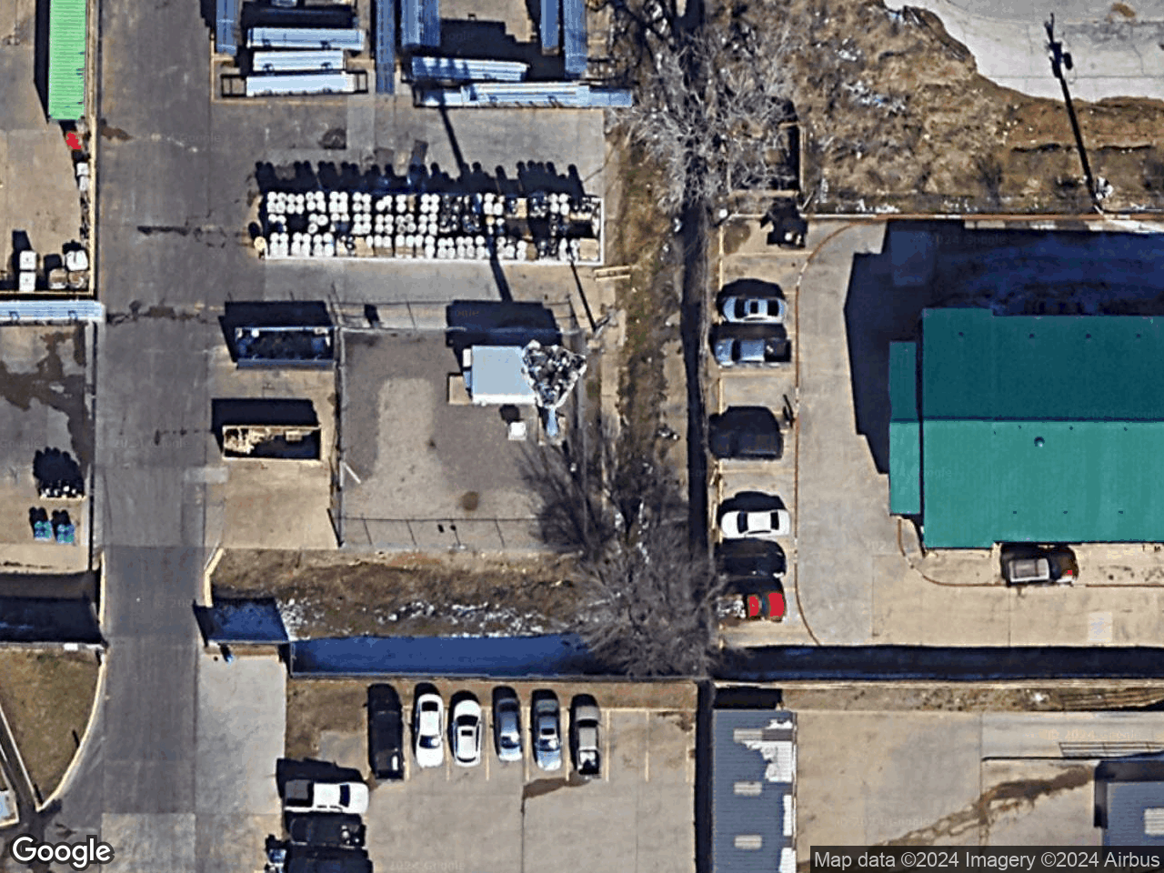 1725 SANDY LAKE ROAD CARROLLTON TX 75006 - Rooftop Antenna - Cell Tower