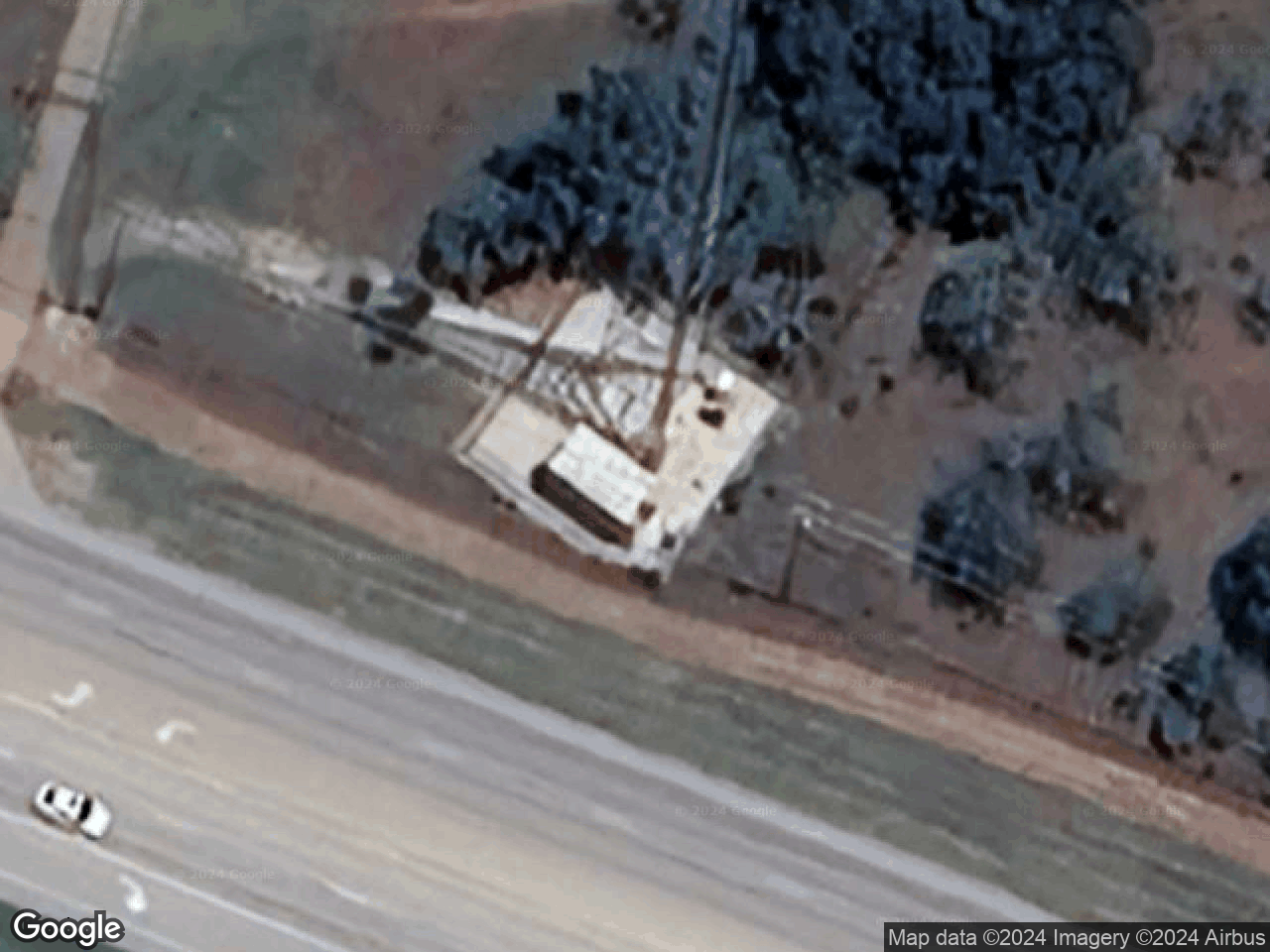 4836.5 Highway 46 West New Braunfels TX 78132 - Rooftop Antenna - Cell Tower